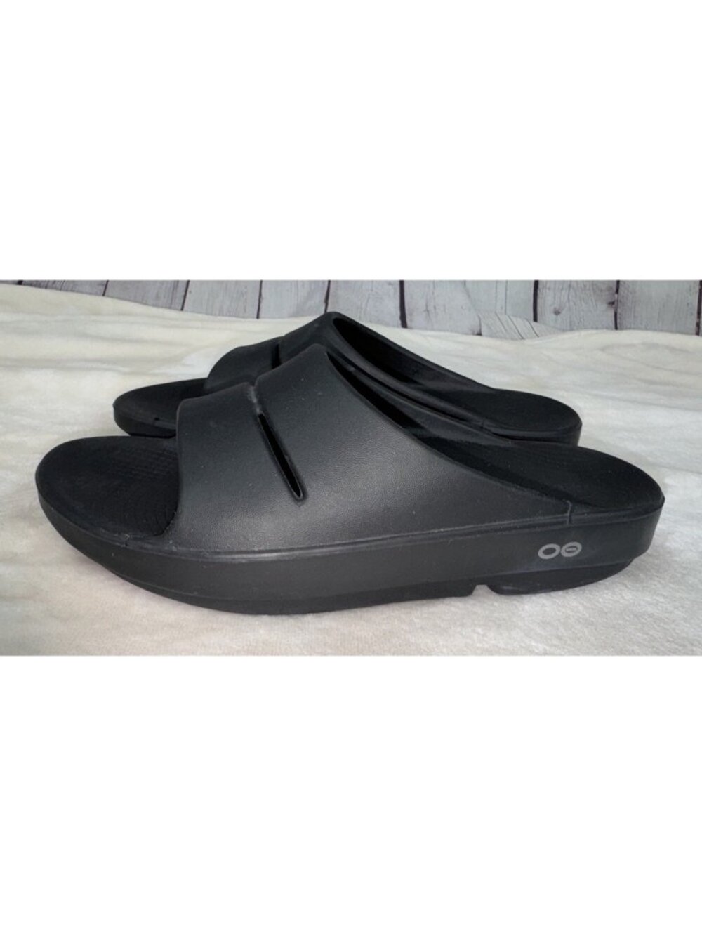 Oofos OOAHH Sandals Unisex Recovery Slide Shoes Black Unisex Men’s 6 Women’s 8 - Picture 2 of 8